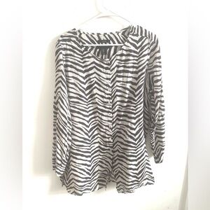 Tahari Tunic Shirt Women Linen Zebra Print 1X Brown White Button Up Lightweight